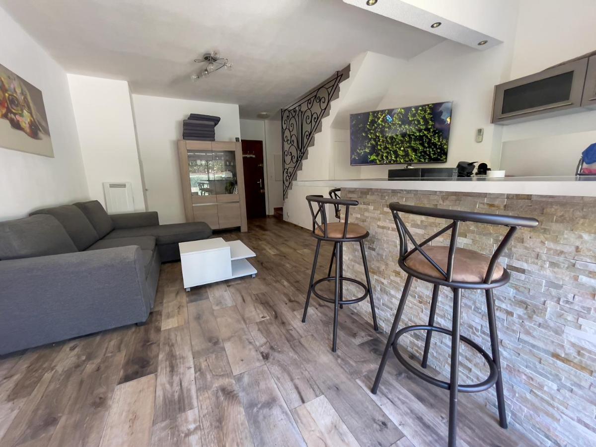 Appartement Maenat Borgo  Kültér fotó