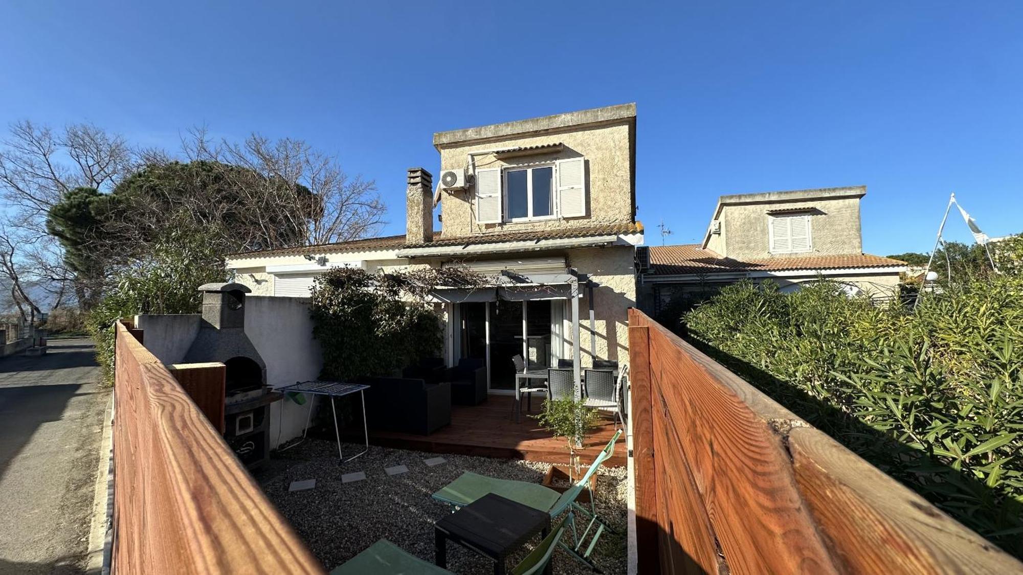 Appartement Maenat Borgo  Kültér fotó